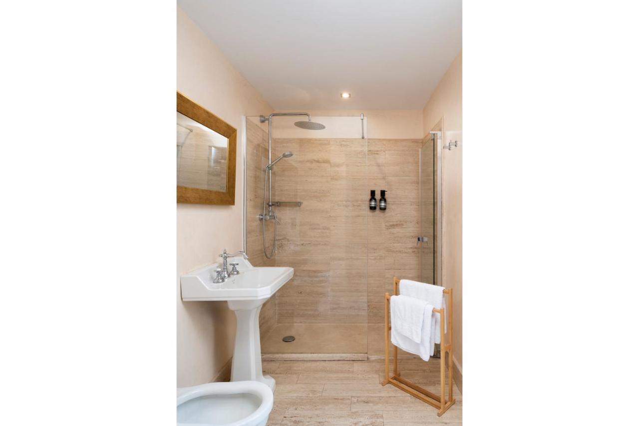 Apartamento Siglo XVI Sevilla Bagian luar foto